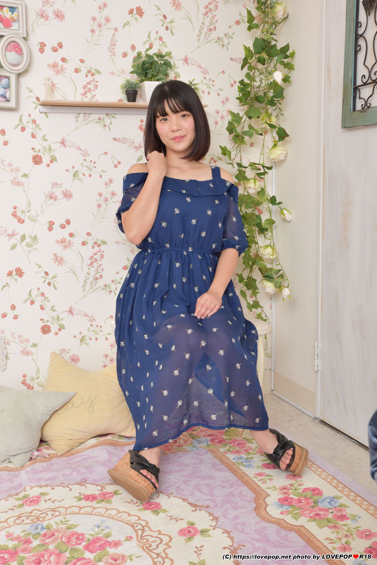 佐藤莉子 第55页 No.06f248