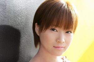 Kamei Eri Kamei Eri / 亀 井 絵 里 [¡Hola! 