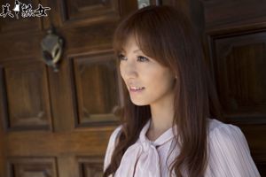 [X-City] Mature Woman Gravure "JUKUJO" Hitomi Ryo / Hitomi Ryo