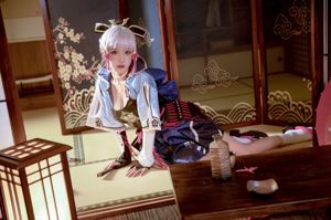 [福利COS] 动漫博主阿包也是兔娘 - 神里凌华