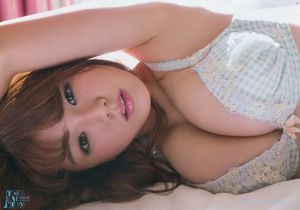 [Young Gangan] Ai Shinozaki Rihona Kato Honoka Yoshimoto Ami Inamura 2014 No.06 Zdjęcie Toshi