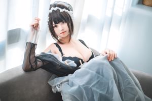 [美女Coser] 蜜汁猫裘 《透明女仆》