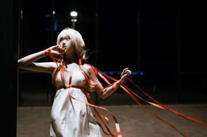 [Foto cosplay] La blogger di anime Nan Tao Momoko - 楪 pregare gonna bianca