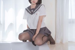 麵餅仙兒《腦內少女 黑絲JK》 [福利COSPLAY]