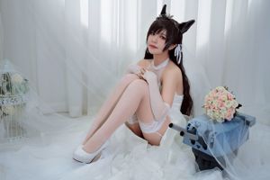 [Beauty Coser] Mitad y mitad "Atago Hanayome"