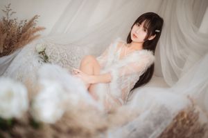 COS美少女萌芽兒o0 《毛絨內衣》