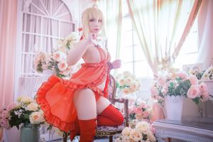 Cosplayer Chihiro-sama "Nero: Pakaian Dalam"