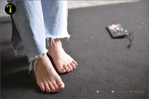 [IESS Pratt & Whitney Collection] 073 Model Fan Meimei "Applying Nail Polish"