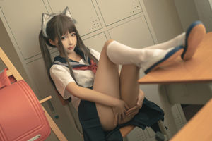 [COS phúc lợi] Anime Blogger ngốc Momo - After School