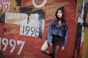 [Dea di Taiwan] Fang Weizhen "Ximending Street Shooting (tre costumi)"